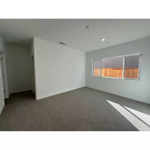 1268 Fruitwood Ave, Clovis, CA 93619 photo 6