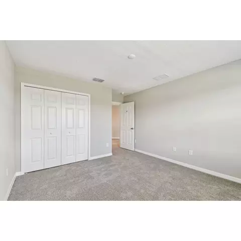 Bedroom - 5016 Bromeliad Ave, Wimauma, FL 33598 photo 3 of 5