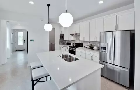 Kitchen - 1693 Serena Ave, Naples, FL 34120 photo 4 of 4
