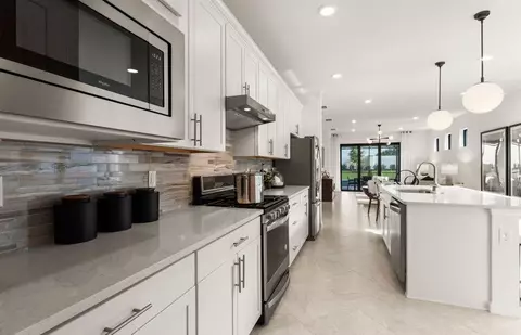 Kitchen - 1693 Serena Ave, Naples, FL 34120 photo 3 of 4