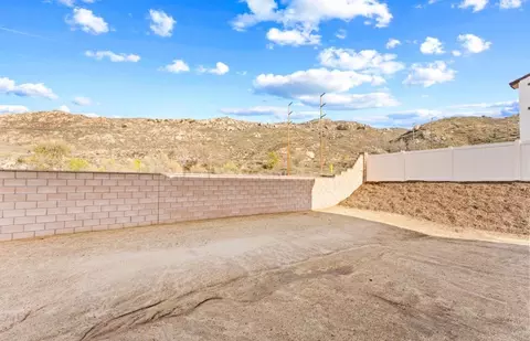 21696 Thomas Ct, Riverside, CA 92507 photo 7