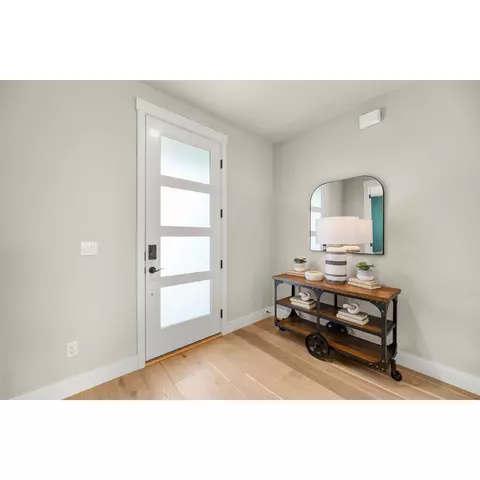 Entry Way - 41545 Metolius Ave, Sandy, OR 97055 photo 3 of 4