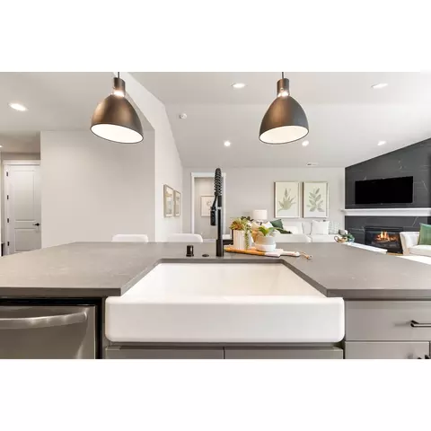 Kitchen - 41545 Metolius Ave, Sandy, OR 97055 photo 7 of 12
