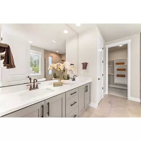 Bath - 41545 Metolius Ave, Sandy, OR 97055 photo 6 of 8