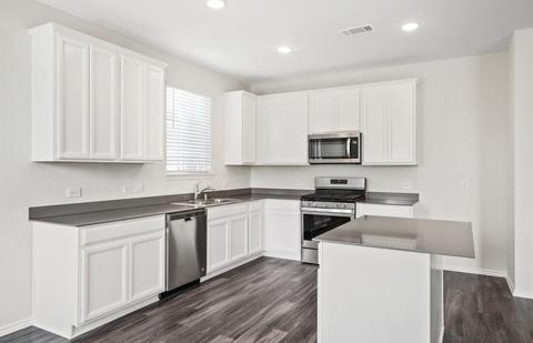 116 Hellfighters Way, Jarrell, TX 76537 photo 8