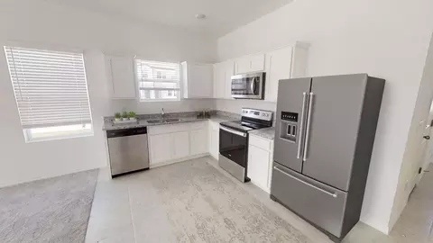 Kitchen - 374 Cadberry Pl, Saint Cloud, FL 34771 photo 1 of 2