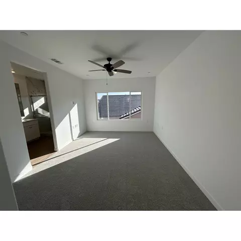 1028 Plum Tree Ave, Clovis, CA 93619 photo 7