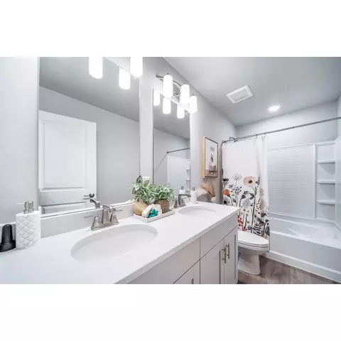 22202 E 38th Pl, Aurora, CO 80019 photo 12