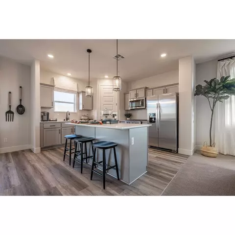 6724 Wind Wolfs Ln, Bakersfield, CA 93313 photo 9