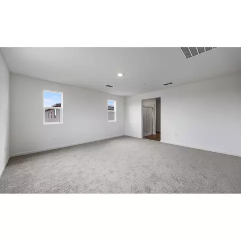 1426 W Clara Ave, Fowler, CA 93625 photo 10