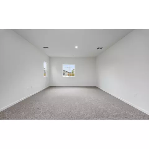 1426 W Clara Ave, Fowler, CA 93625 photo 13