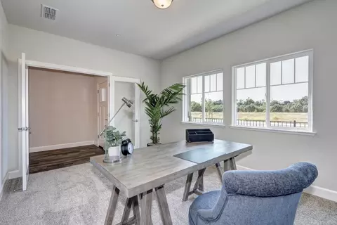 913 Hogan Rd, Galt, CA 95632 photo 10