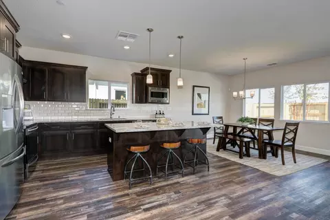 913 Hogan Rd, Galt, CA 95632 photo 25