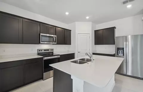 Kitchen - 4237 Big Sky Dr, Spring Hill, FL 34604 photo 1 of 2