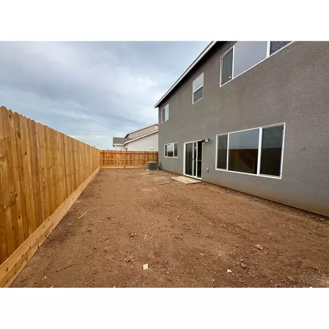 4465 Mecca Ave, Clovis, CA 93619 photo 5