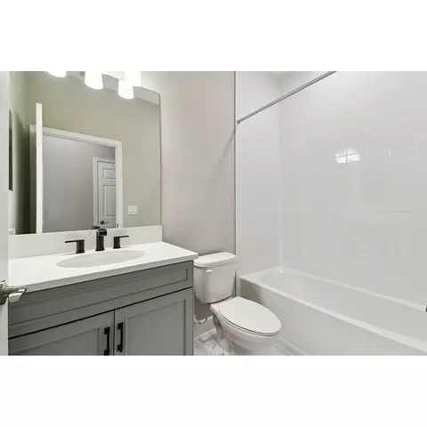 Bath - 31229 Denham Ridge Ln, Wesley Chapel, FL 33545 photo 6 of 6
