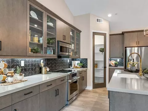 30116 Crestline Ct, Castaic, CA 91384 photo 15