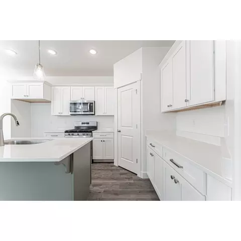 Kitchen - 4661 S Olive Ave, Mapleton, UT 84664 photo 3 of 3
