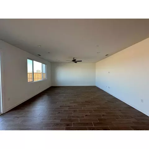 1227 Fruitwood Ave, Clovis, CA 93619 photo 3