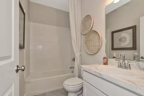 Bath - 116 Willow Way, Elyria, OH 44035 photo 3 of 3