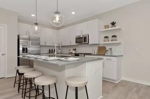 Kitchen - 116 Willow Way, Elyria, OH 44035 photo 2 of 4