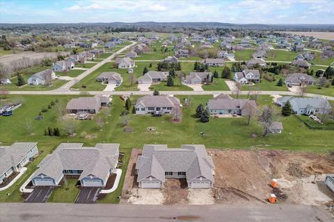 812 Margo Cir, Eagle, WI 53119 photo 10