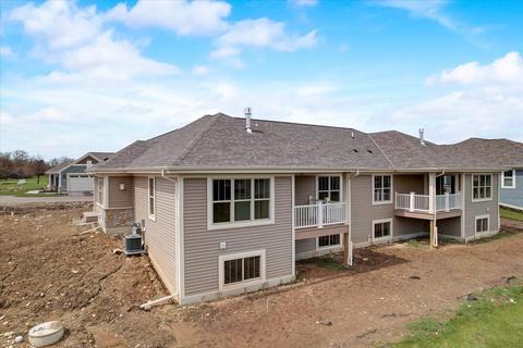 812 Margo Cir, Eagle, WI 53119 photo 6