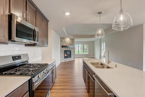 812 Margo Cir, Eagle, WI 53119 photo 13