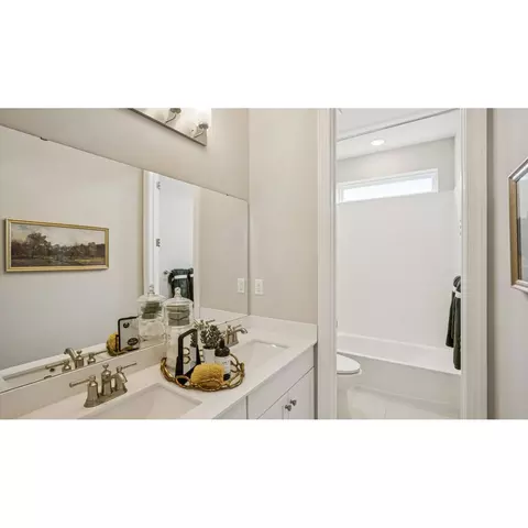 6831 Smith Ct, Bethlehem, PA 18017 photo 46