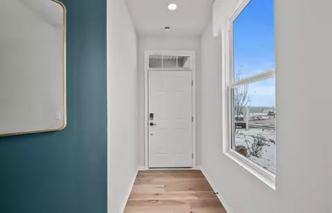 Entry Way - 5563 E Spaniel Dr, Ann Arbor, MI 48108 photo 2 of 4