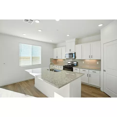 1748 Eiffel St, Lincoln, CA 95648 photo 5