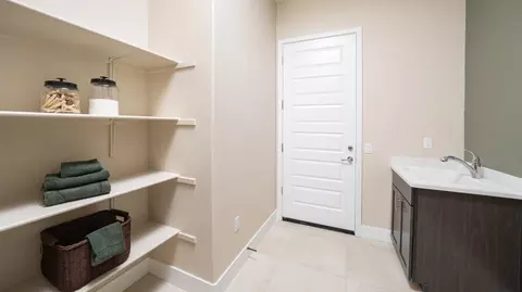 8265 Spring Berry Cir, Roseville, CA 95747 photo 9