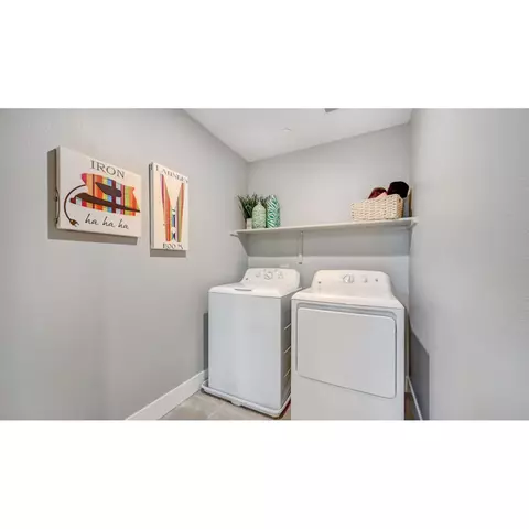 Other - 1462 W Ryan Ave, Fowler, CA 93625 photo 2 of 4