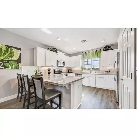 Kitchen - 1462 W Ryan Ave, Fowler, CA 93625 photo 1 of 4