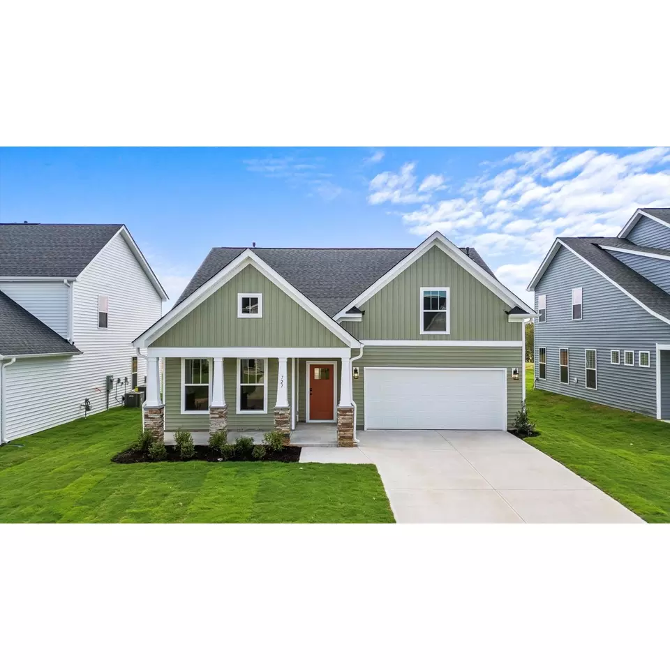 Exterior - 133 Beaverdam Creek Dr, Anderson, SC 29621 photo 2 of 3