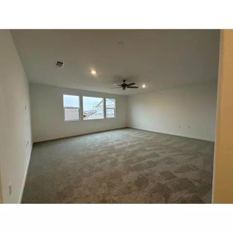 4049 Buttercup Rd, Madera, CA 93636 photo 7