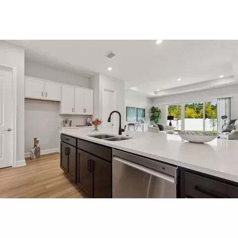 Kitchen - 85448 Sandy Ridge Loop, Yulee, FL 32097 photo 3 of 5