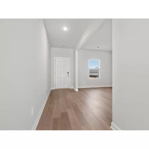 806 Treeline Rd, Moore, SC 29369 photo 3