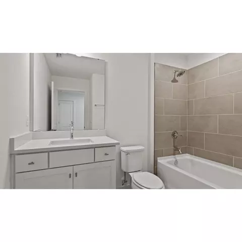 Bath - 1982 Education St, Saint Cloud, FL 34771 photo 2 of 2