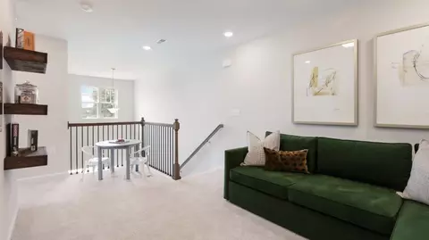 5802 Woodlawn Dr, Durham, NC 27703 photo 9