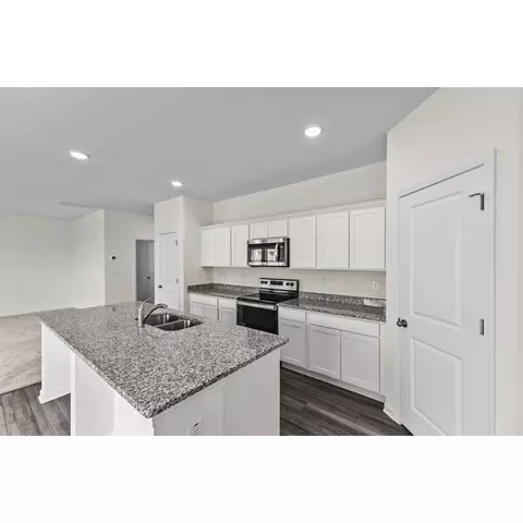 104 Dionicio Loop, Seguin, TX 78155 photo 19