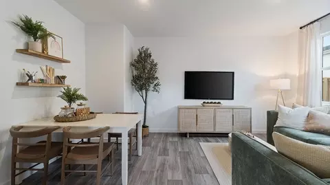 Dining - 1800 Klamath Rd S, Madera, CA 93636 photo 3 of 3
