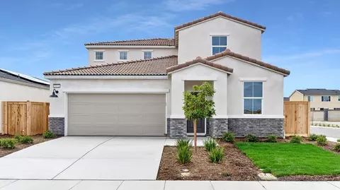 Exterior - 1800 Klamath Rd S, Madera, CA 93636 photo 1 of 1
