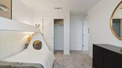 Bedroom - 1800 Klamath Rd S, Madera, CA 93636 photo 7 of 9