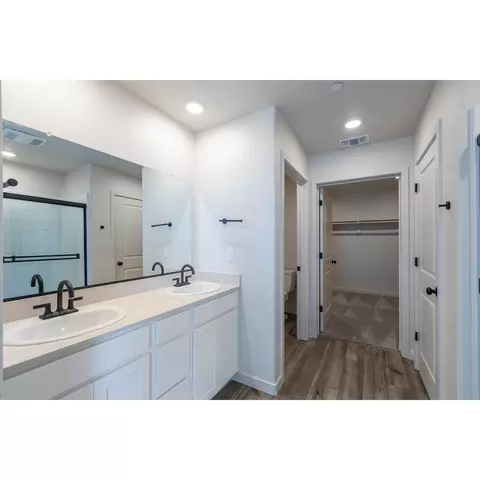 4656 Athena Dr, Merced, CA 95348 photo 10