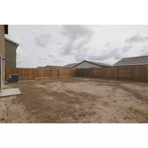 4656 Athena Dr, Merced, CA 95348 photo 12