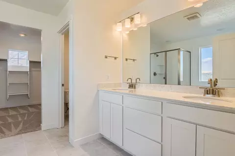 Bath - 3490 S 1000 W, Mapleton, UT 84664 photo 1 of 3