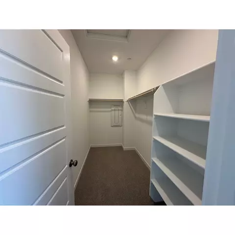 1079 Fruitwood Ave, Clovis, CA 93619 photo 8