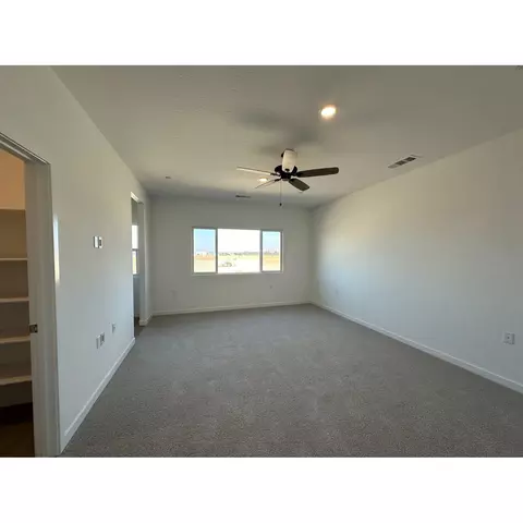 1079 Fruitwood Ave, Clovis, CA 93619 photo 7