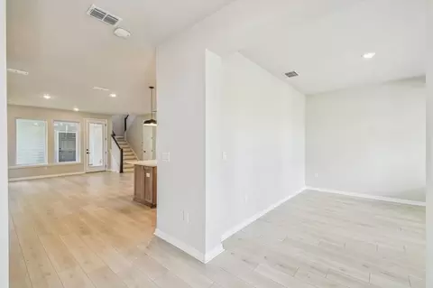 2942 Sailhouse Dr, Saint Cloud, FL 34771 photo 5